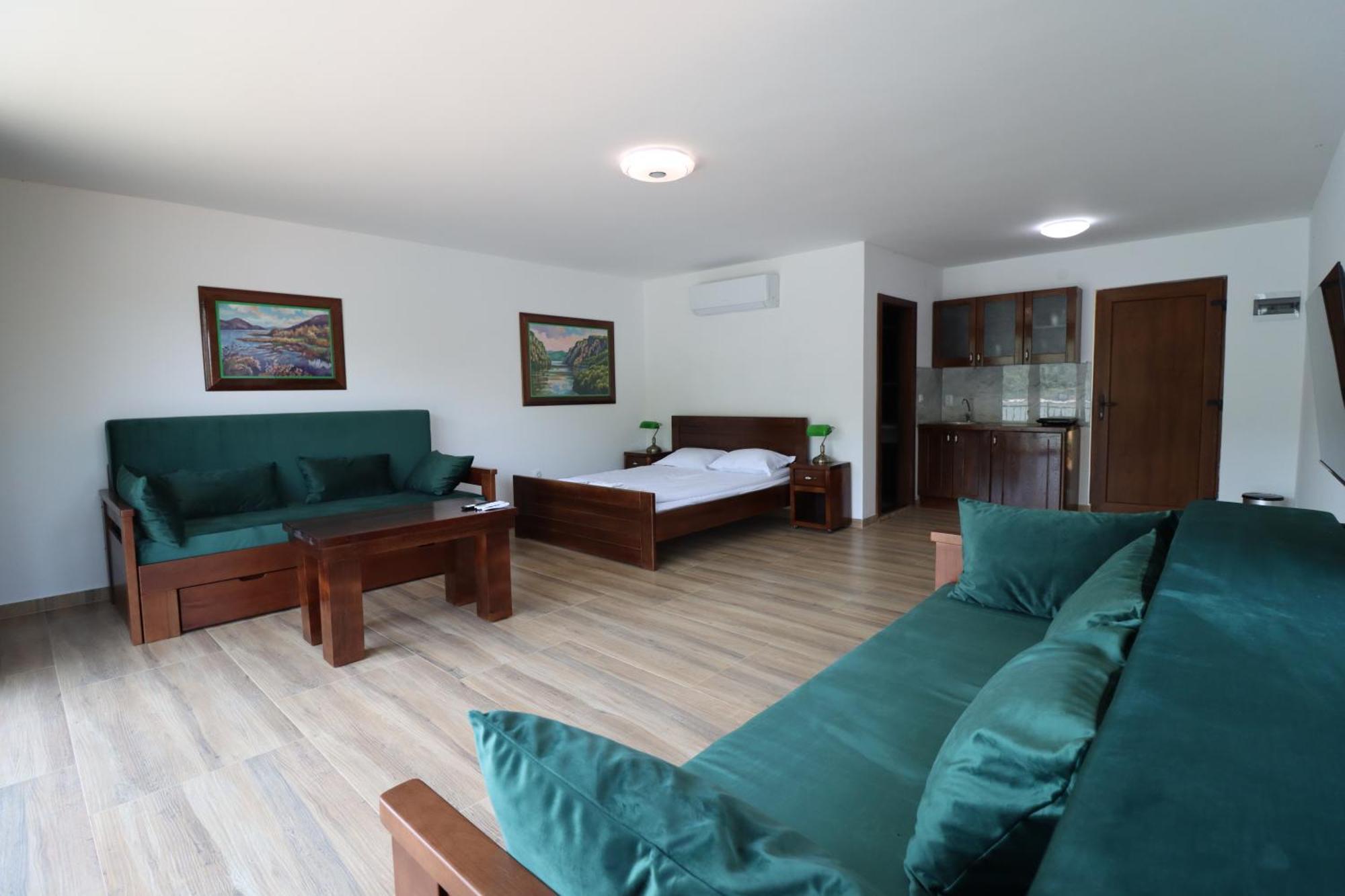 Dunavska Vila Milosavljevic Donji Milanovac Exterior foto