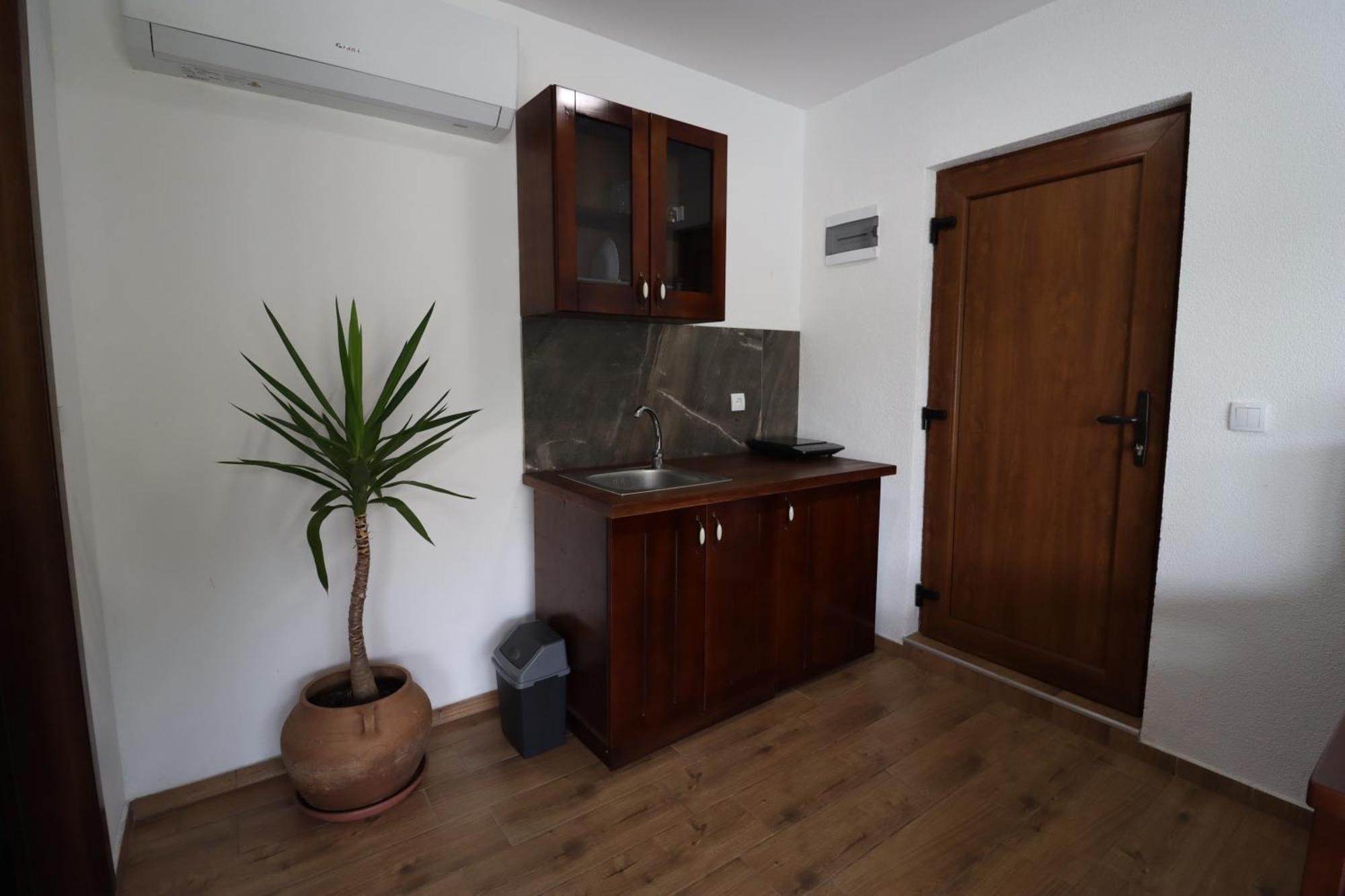 Dunavska Vila Milosavljevic Donji Milanovac Exterior foto